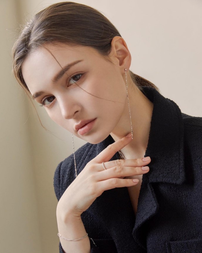 俄罗斯美女模特Anastasia福利图 肤白貌美清新脱俗  第5张
