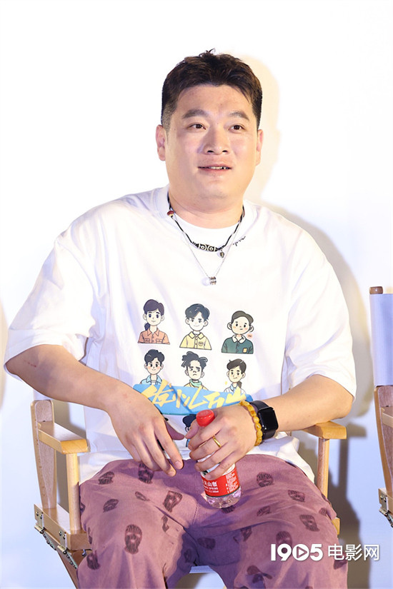 电影《发小儿万岁》在京首映 郝云哽咽怀念赵英俊  第2张