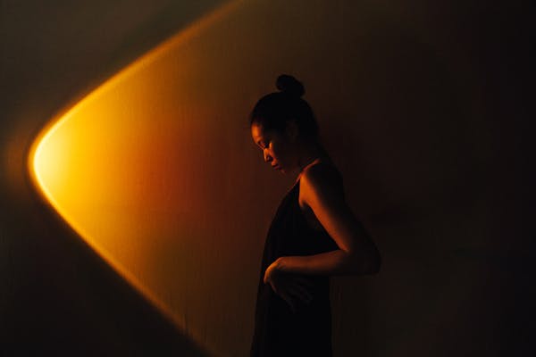揭秘金星不为人知的秘密：炽热地狱中的谜团