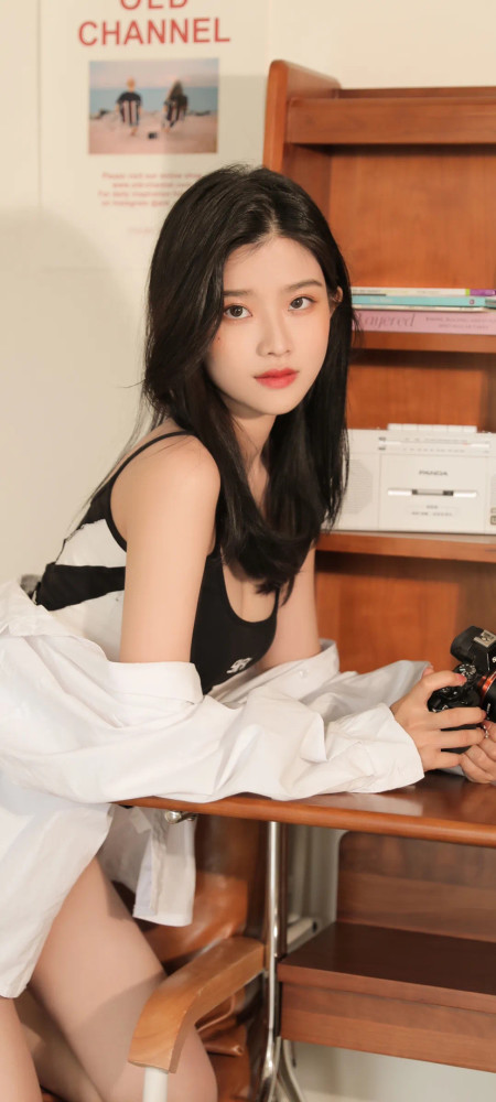 陈都灵惊天美图曝光!仙女下凡人间惊艳众人 第1张 陈都灵惊天美图曝光!仙女下凡人间惊艳众人 第1张