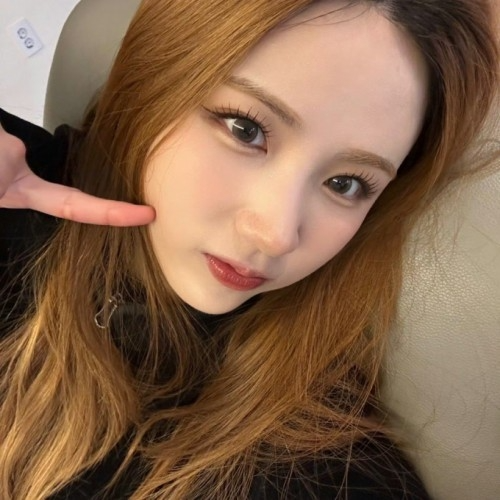 李小璐因甜馨风波发飙（李小璐为甜馨高调理发）  第2张